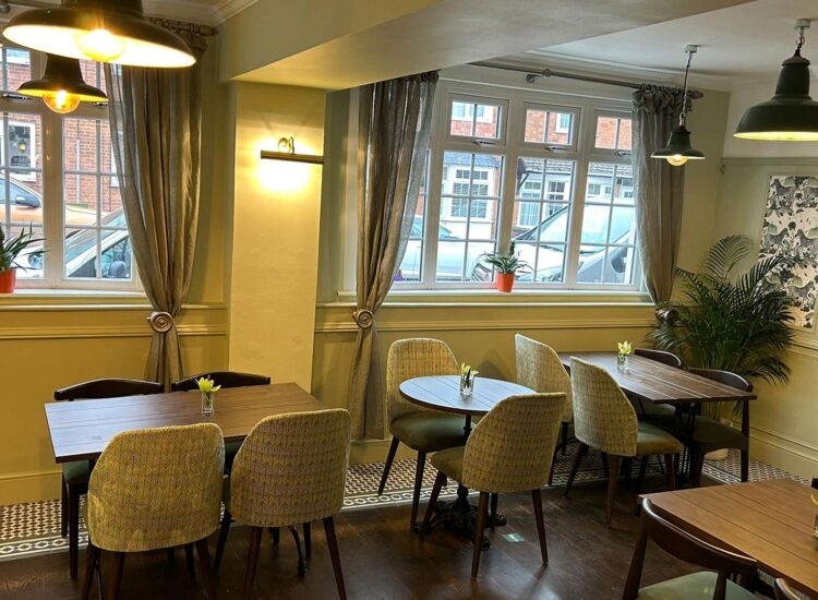 Choose a Locally-Owned Hotel